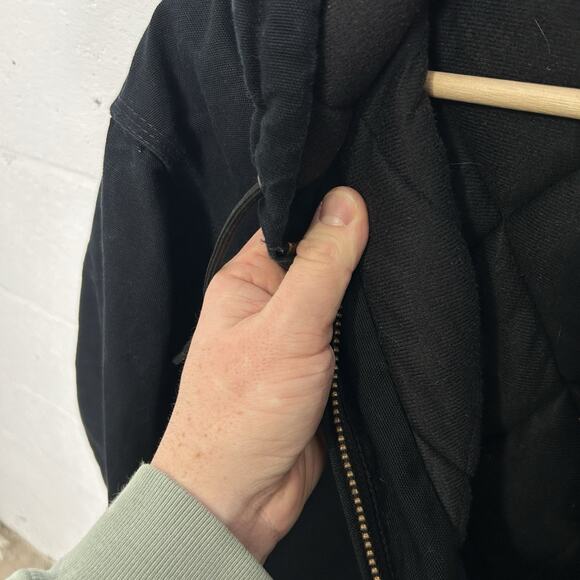Vintage Carhartt Quilted Hooded Active Jacket “Black” J140 - Picture 9 of 9